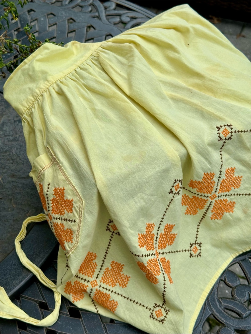 Retro Yellow Cotton Apron Cross Stitch Embroidery Pocket Cottagecore